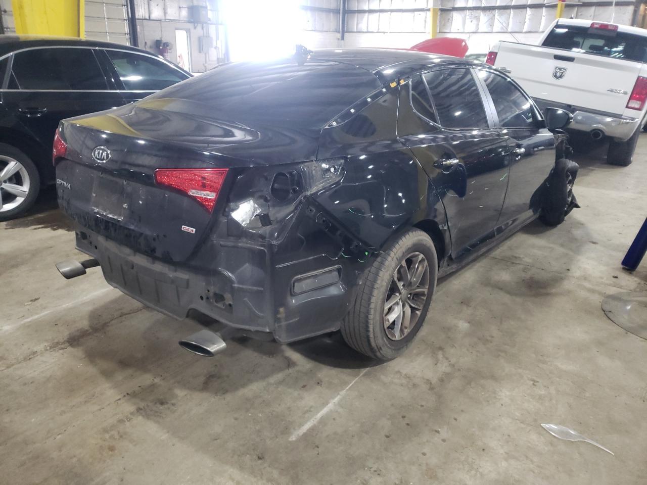 Photo 4 from auction – 2012 KIA OPTIMA LX with VIN 5XXGM4A7XCG066578