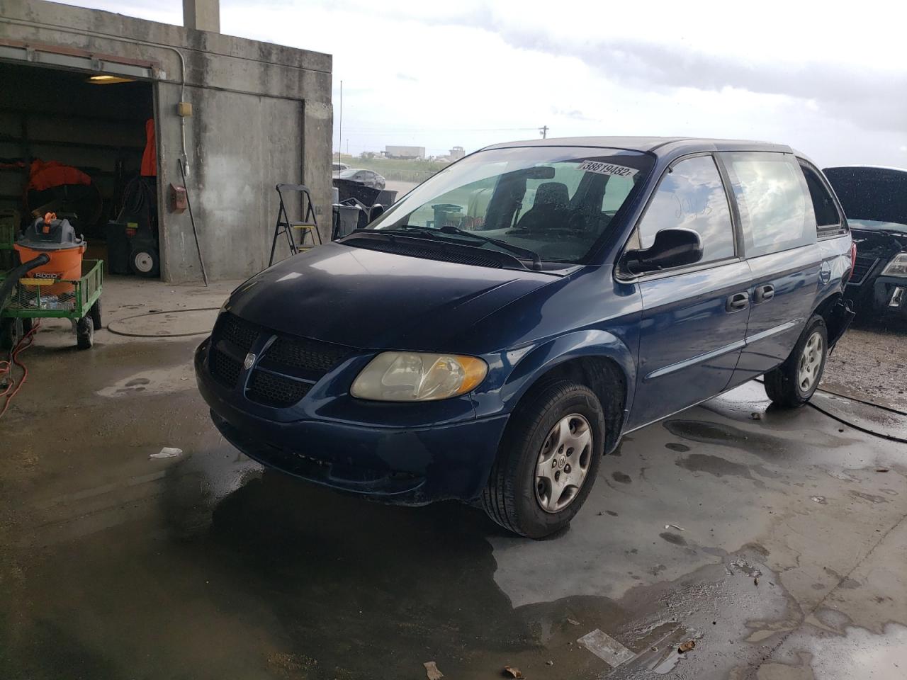 Photo 2 from auction – 2002 DODGE CARAVAN SE with VIN 1B4GP253X2B553347