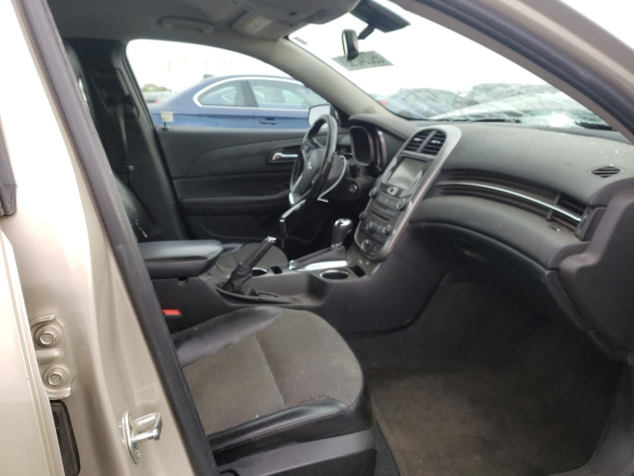 Photo 5 from auction – 2015 CHEVROLET MALIBU 2LT with VIN 1G11D5SL1FF201742