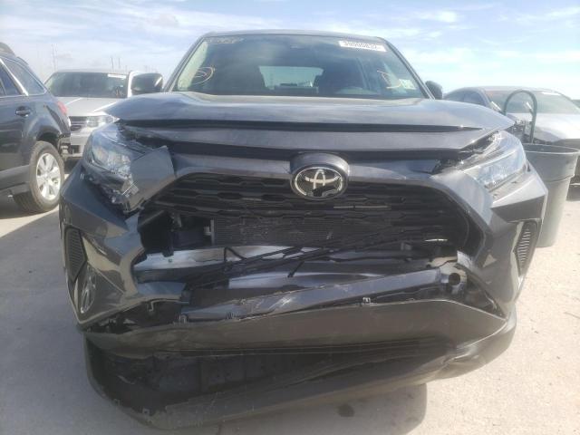 Photo 9 from auction – 2022 TOYOTA RAV 4 with VIN 2T3H1RFV5NC177803