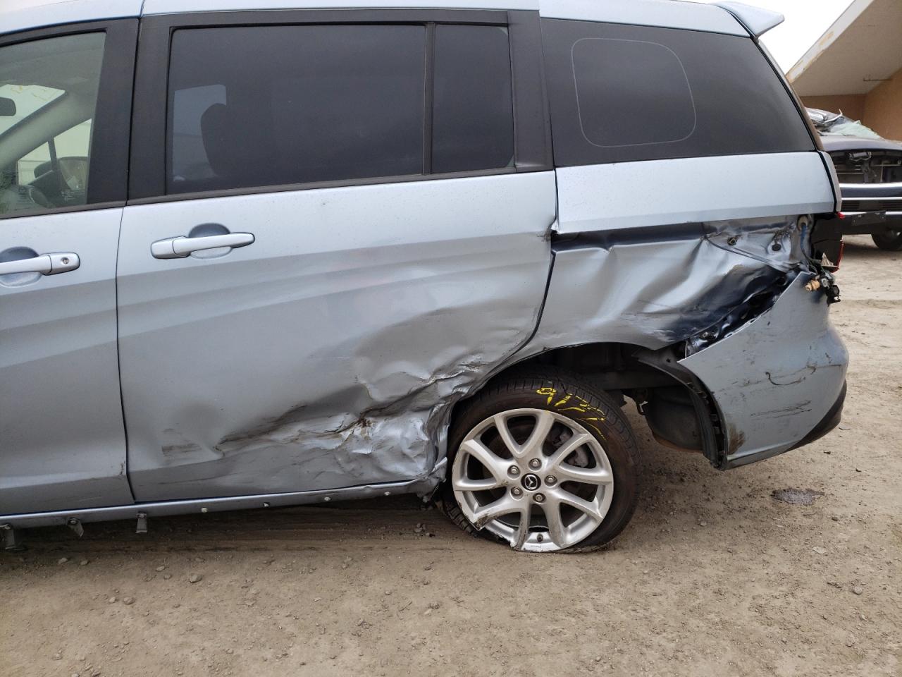 Photo 9 from auction – 2013 MAZDA 5 with VIN JM1CW2CL8D0158931