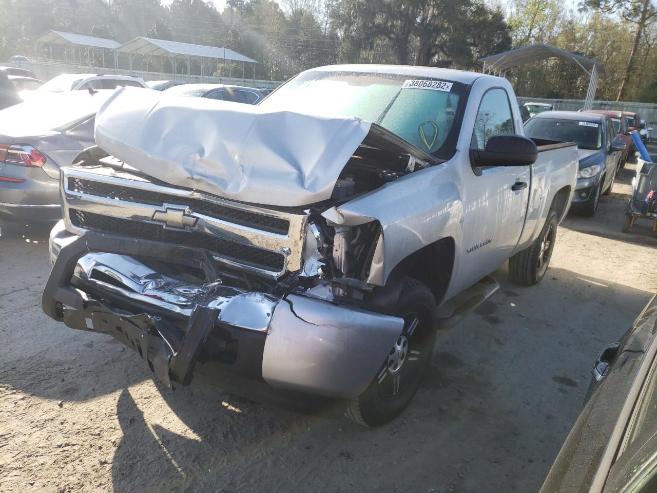 Photo 2 from auction – 2010 CHEVROLET SILVERADO with VIN 1GCPCPEX2AZ193236