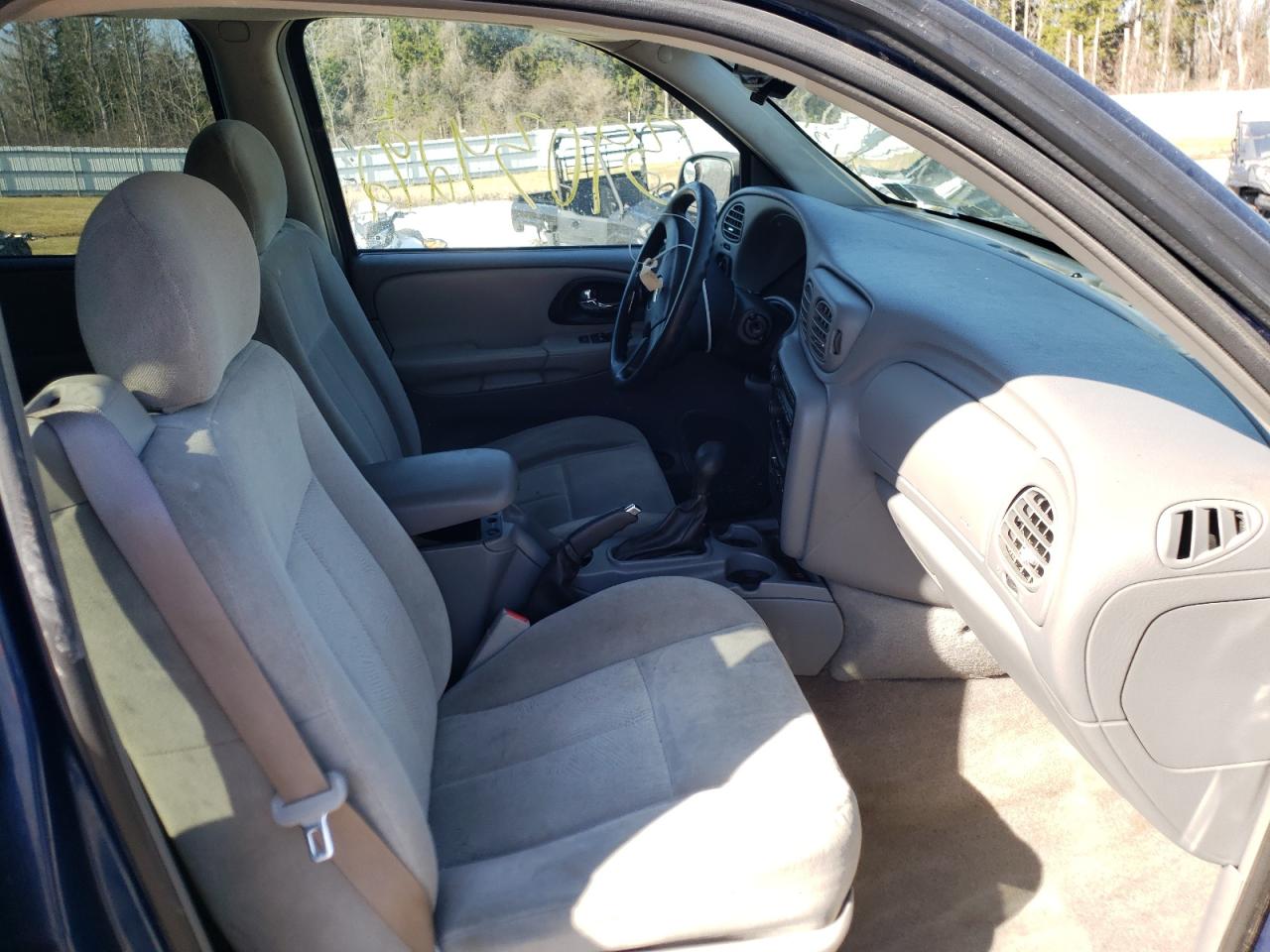 Photo 5 from auction – 2005 CHEVROLET TRAILBLAZE with VIN 1GNET16S356142642