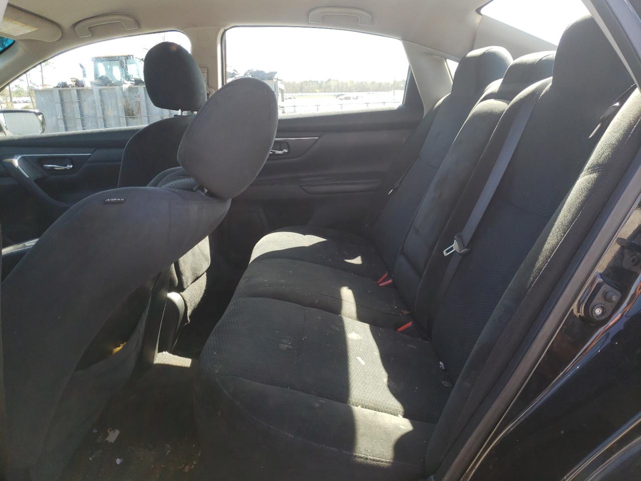 Photo 6 from auction – 2015 NISSAN ALTIMA 2.5 with VIN 1N4AL3AP2FC588196