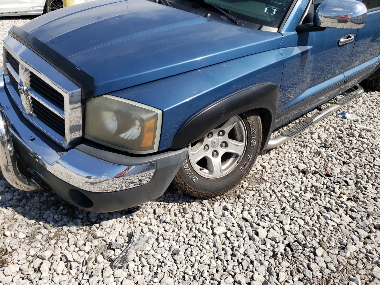 Photo 9 from auction – 2005 DODGE DAKOTA QUA with VIN 1D7HE48N75S304746