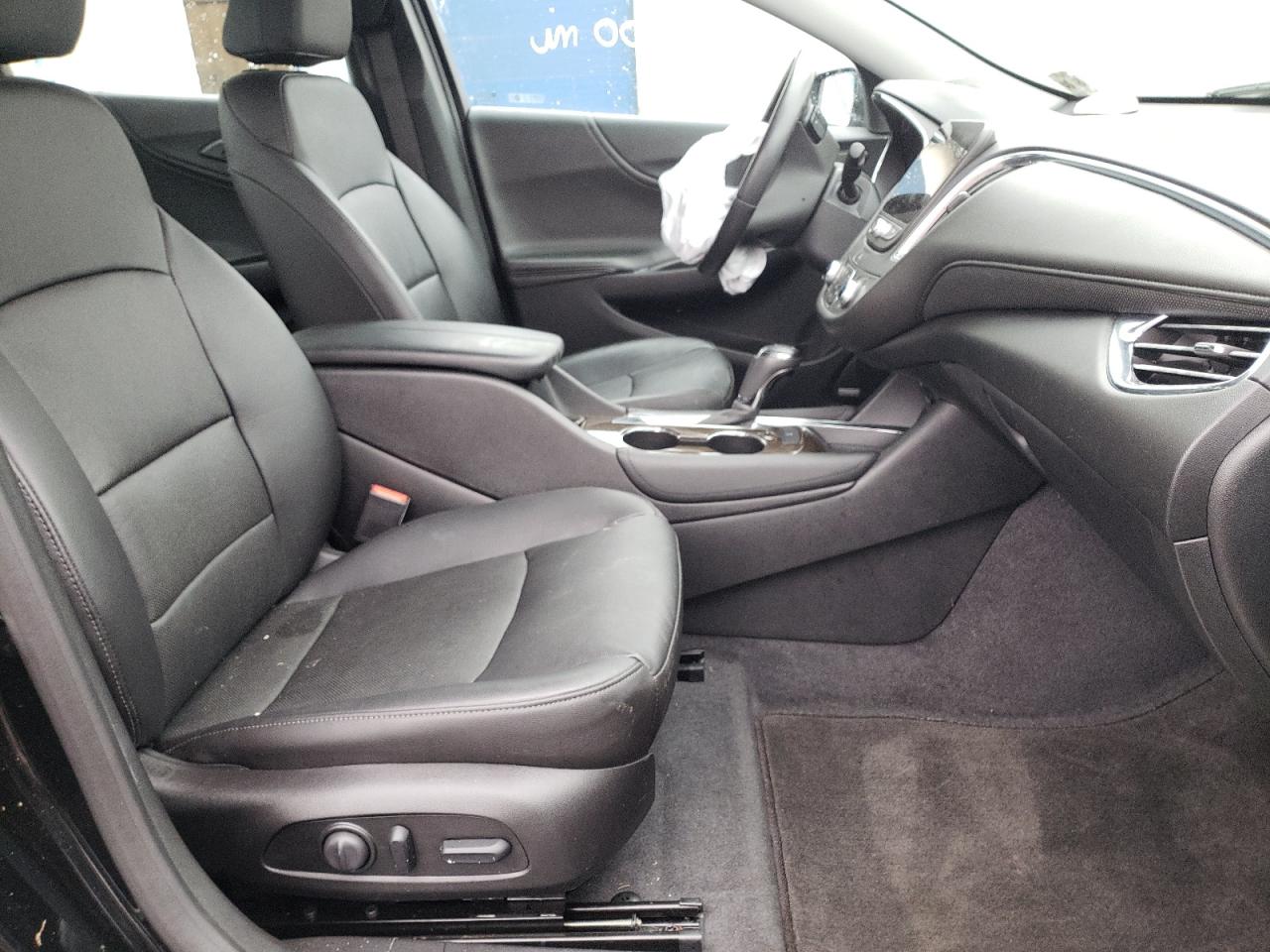 Photo 5 from auction – 2018 CHEVROLET MALIBU PRE with VIN 1G1ZE5SX9JF257598