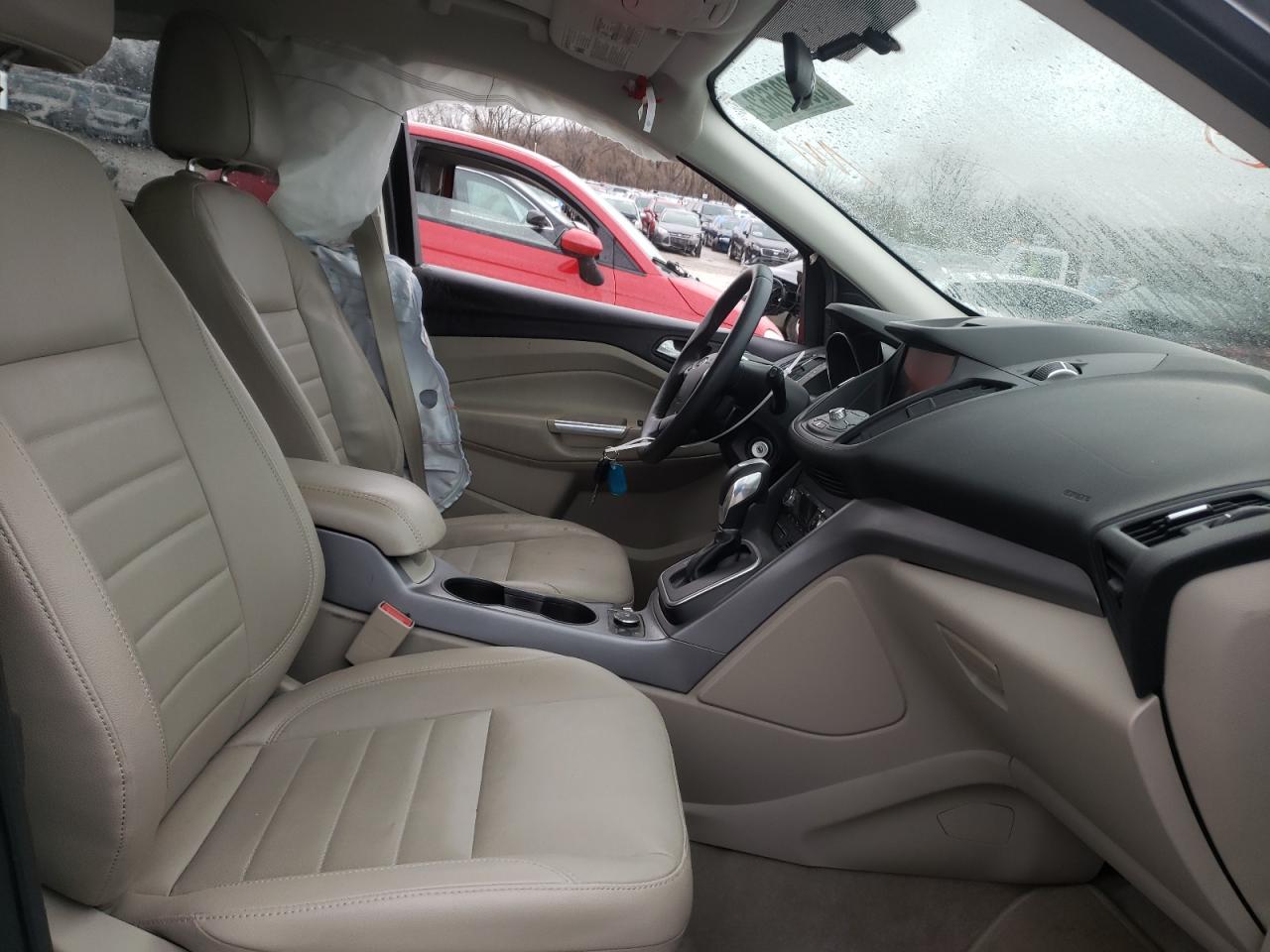 Photo 5 from auction – 2014 FORD ESCAPE SE with VIN 1FMCU9GX4EUB46020