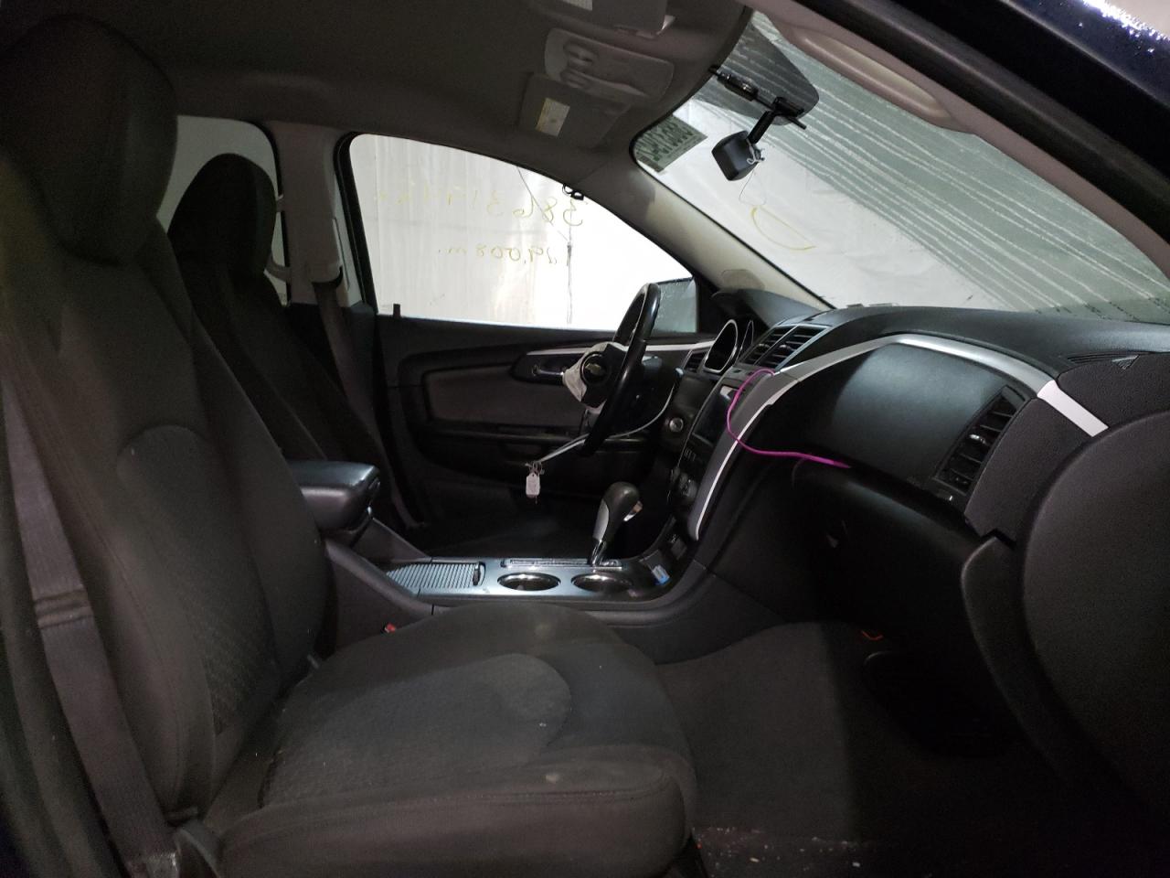 Photo 5 from auction – 2012 CHEVROLET TRAVERSE with VIN 1GNKVGED6CJ133253