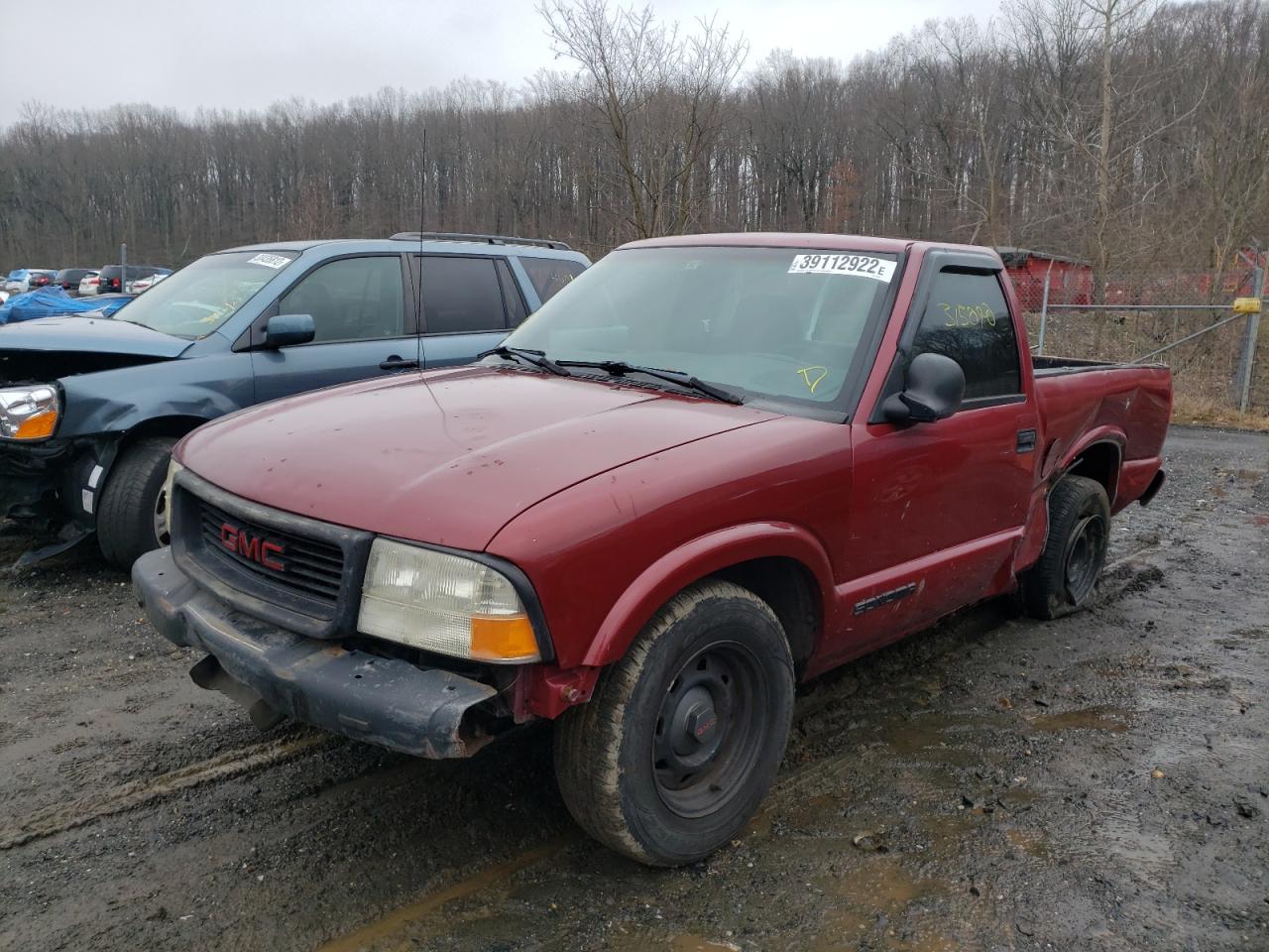 Photo 2 from auction – 1998 GMC SONOMA with VIN 1GTCS1442WK506257