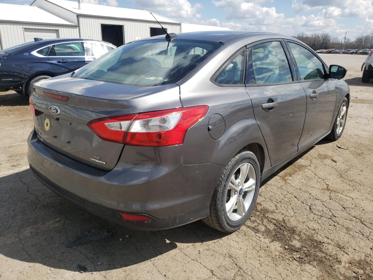 Photo 4 from auction – 2013 FORD FOCUS SE with VIN 1FADP3F20DL262392