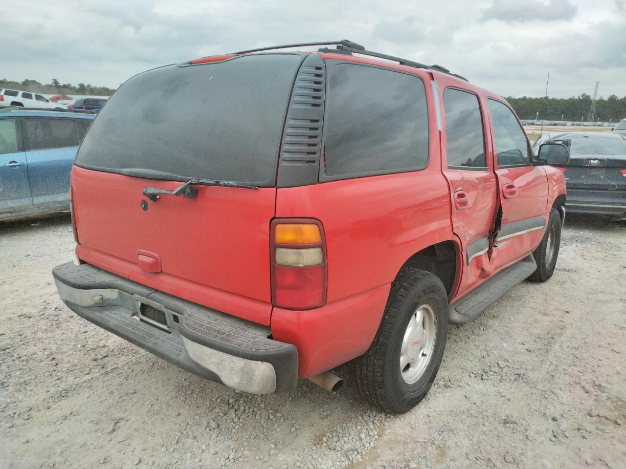 Photo 4 from auction – 2001 GMC YUKON with VIN 1GKEC13TX1R206923