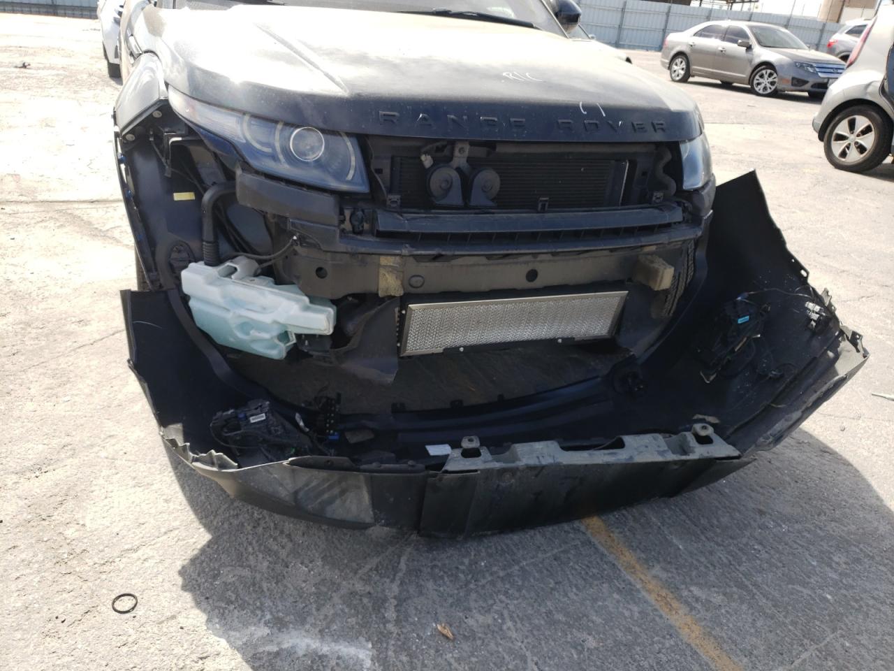 Photo 9 from auction – 2015 LAND ROVER RANGE ROVE with VIN SALVT2BG8FH077740