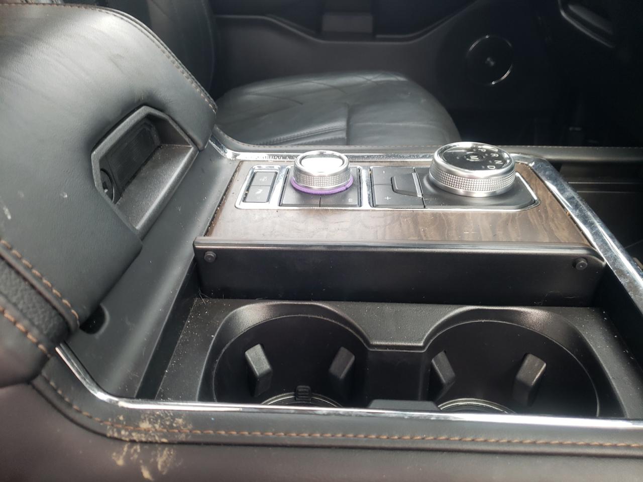 Photo 9 from auction – 2019 FORD EXPEDITION with VIN 1FMJU1MT2KEA81247