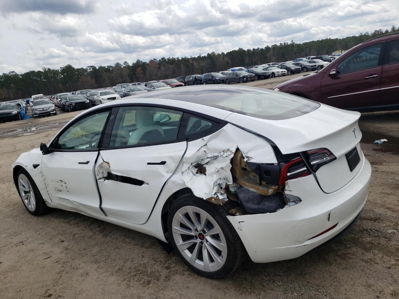 Photo 3 from auction – 2021 TESLA MODEL 3 with VIN 5YJ3E1EA0MF019239