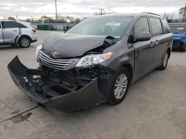Photo 2 from auction – 2017 TOYOTA SIENNA XLE with VIN 5TDYZ3DC5HS801904