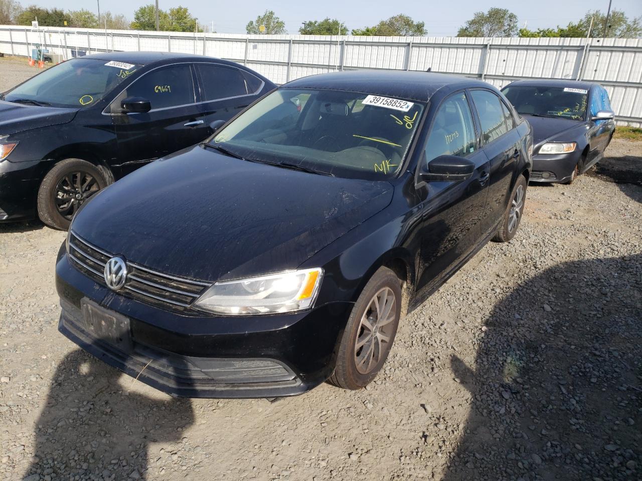 Photo 2 from auction – 2016 VOLKSWAGEN JETTA SE with VIN 3VWD67AJ2GM210751