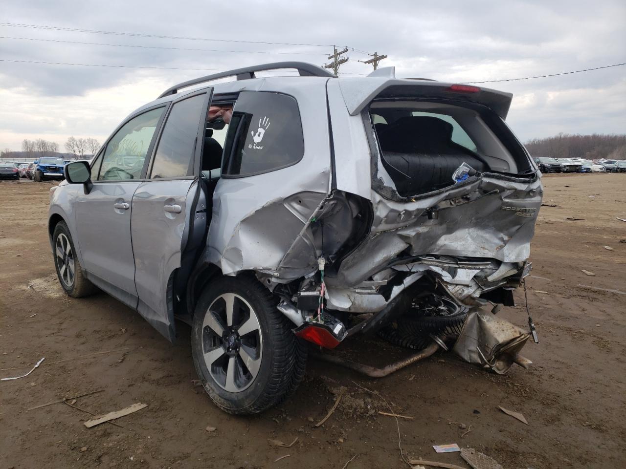 Photo 3 from auction – 2017 SUBARU FORESTER 2 with VIN JF2SJAGC4HH475077