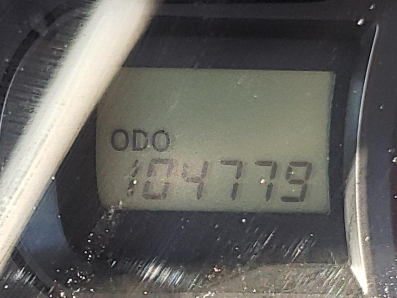 Photo 8 from auction – 2011 TOYOTA SIENNA LE with VIN 5TDKK3DC9BS041865