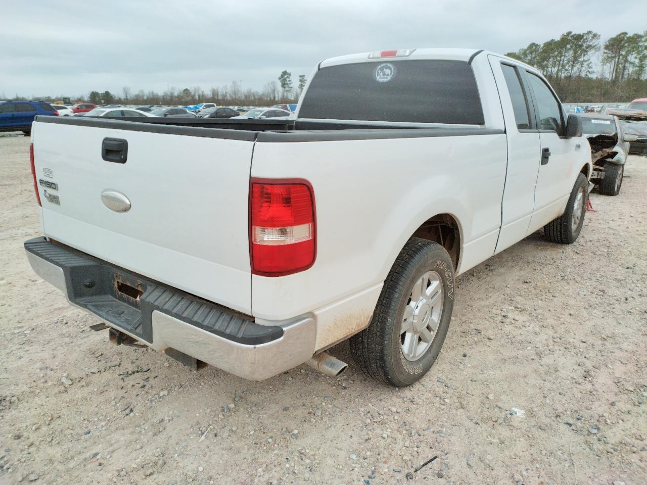 Photo 4 from auction – 2007 FORD F150 with VIN 1FTRX12W97NA73116