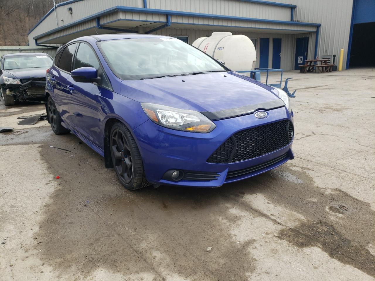 Photo 1 from auction – 2013 FORD FOCUS ST with VIN 1FADP3L9XDL126336