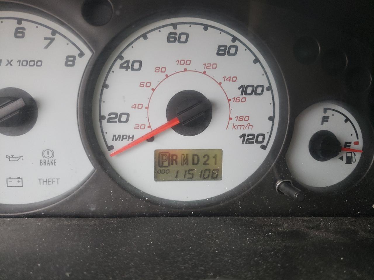 Photo 8 from auction – 2004 FORD ESCAPE LIM with VIN 1FMCU94104KB51208