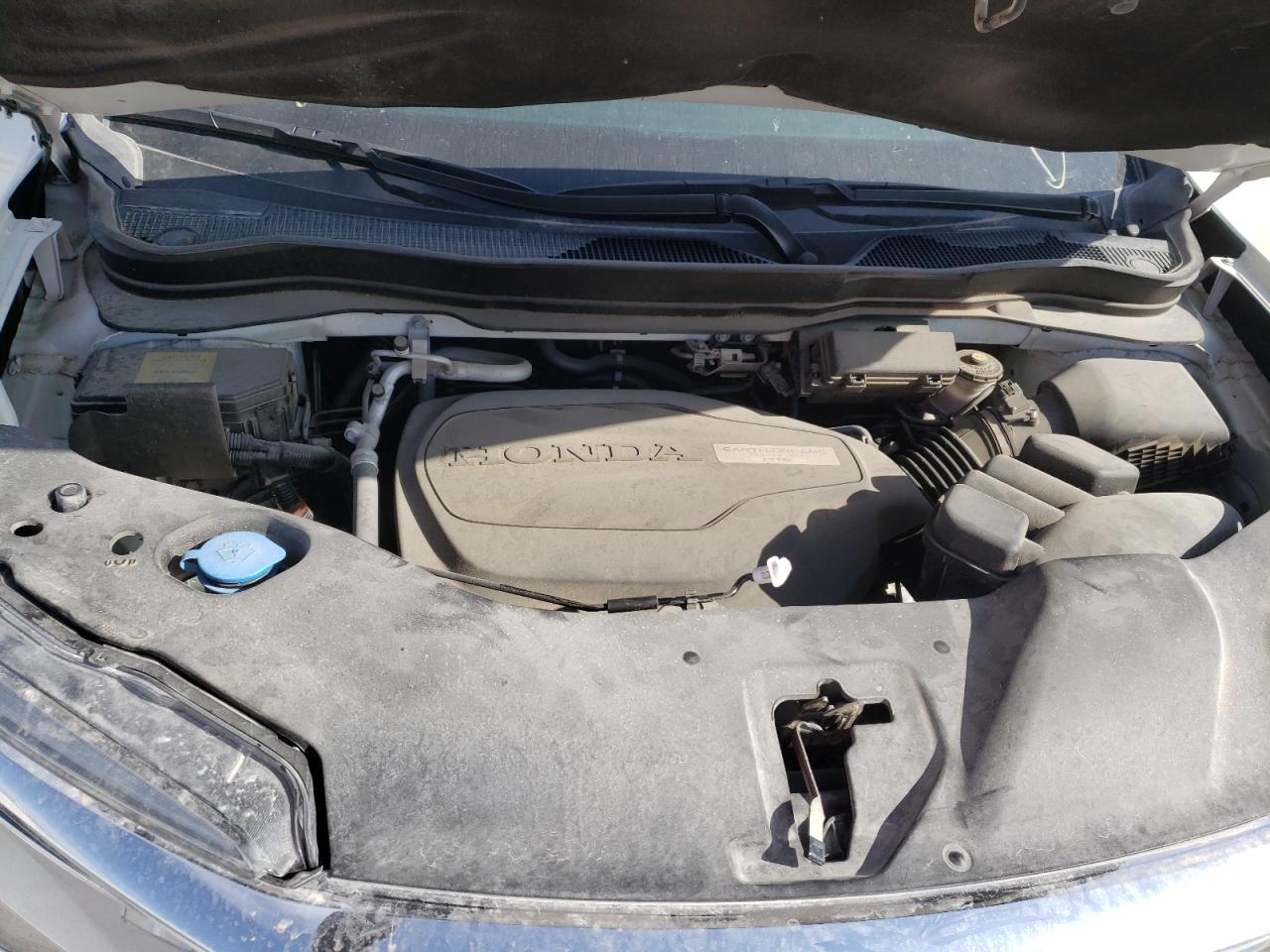 Photo 7 from auction – 2019 HONDA PILOT TOUR with VIN 5FNYF5H91KB000482