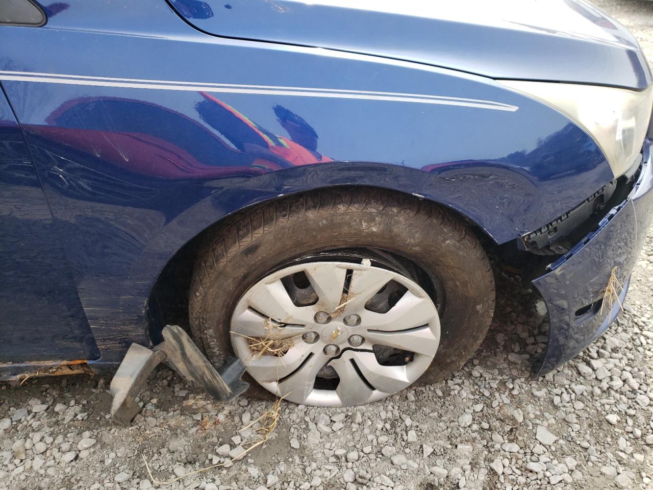 Photo 9 from auction – 2012 CHEVROLET CRUZE LS with VIN 1G1PC5SH7C7114264