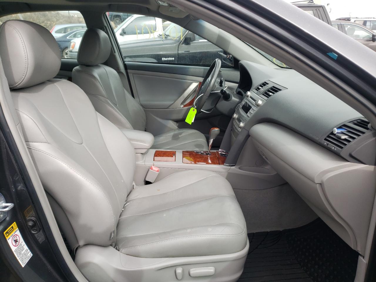 Photo 5 from auction – 2011 TOYOTA CAMRY SE with VIN 4T1BK3EK5BU618338
