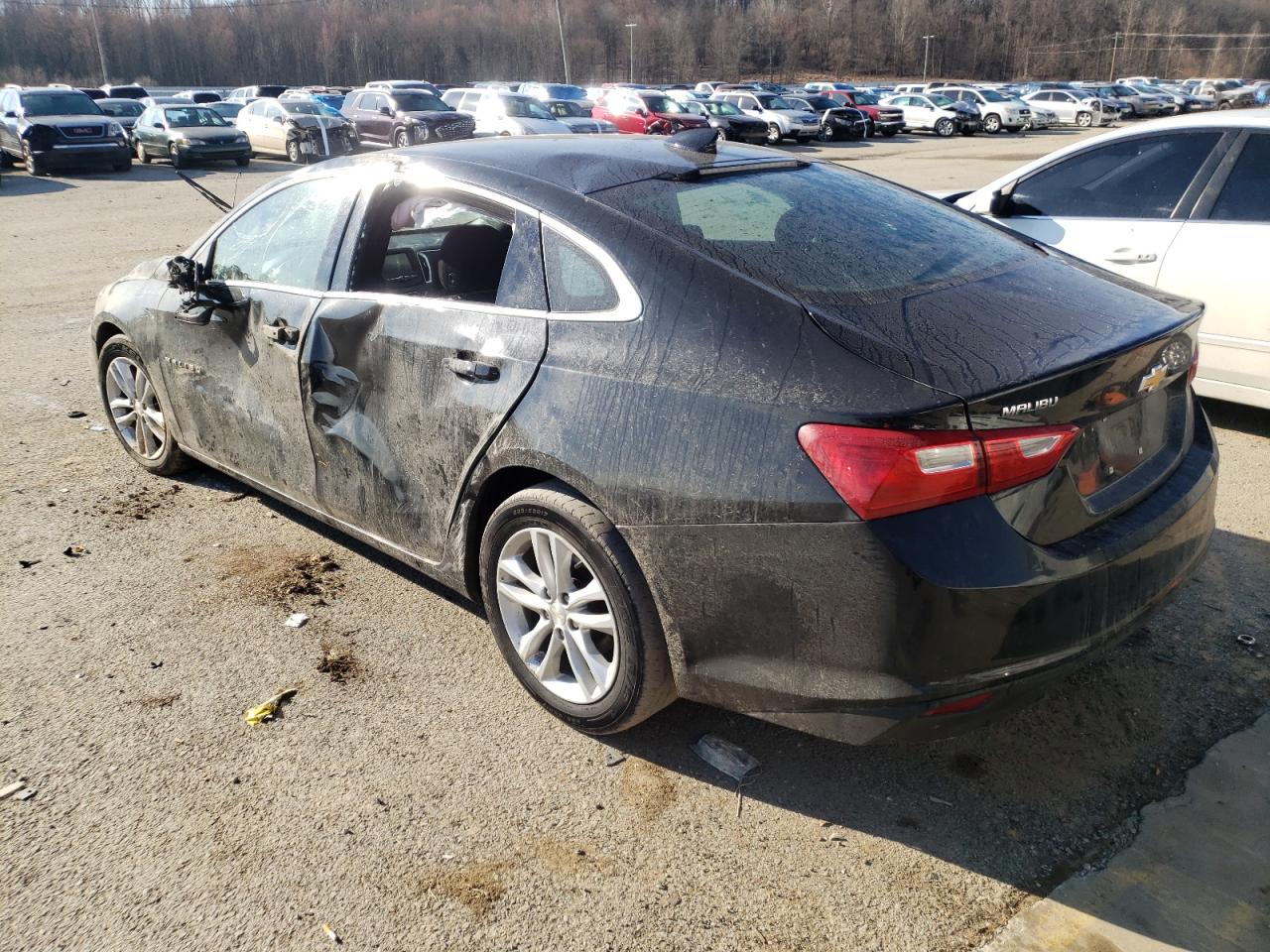 Photo 3 from auction – 2018 CHEVROLET MALIBU LT with VIN 1G1ZD5ST8JF277972