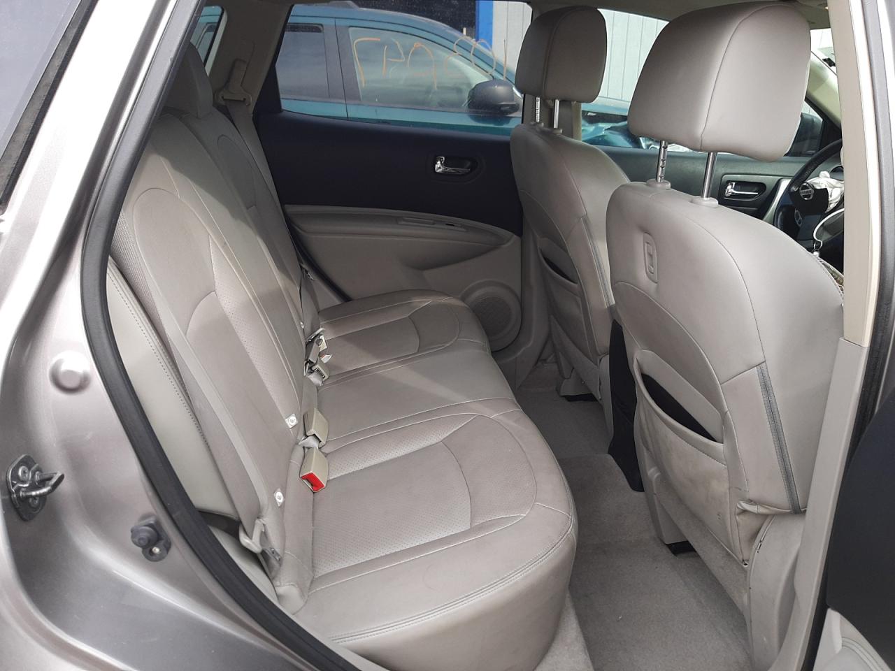 Photo 6 from auction – 2011 NISSAN ROGUE S with VIN JN8AS5MT3BW575147