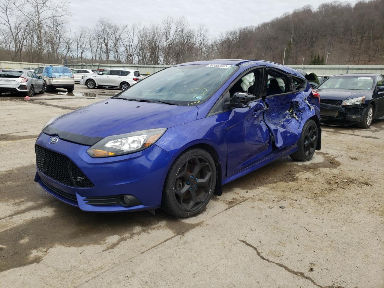 Photo 10 from auction – 2013 FORD FOCUS ST with VIN 1FADP3L9XDL126336