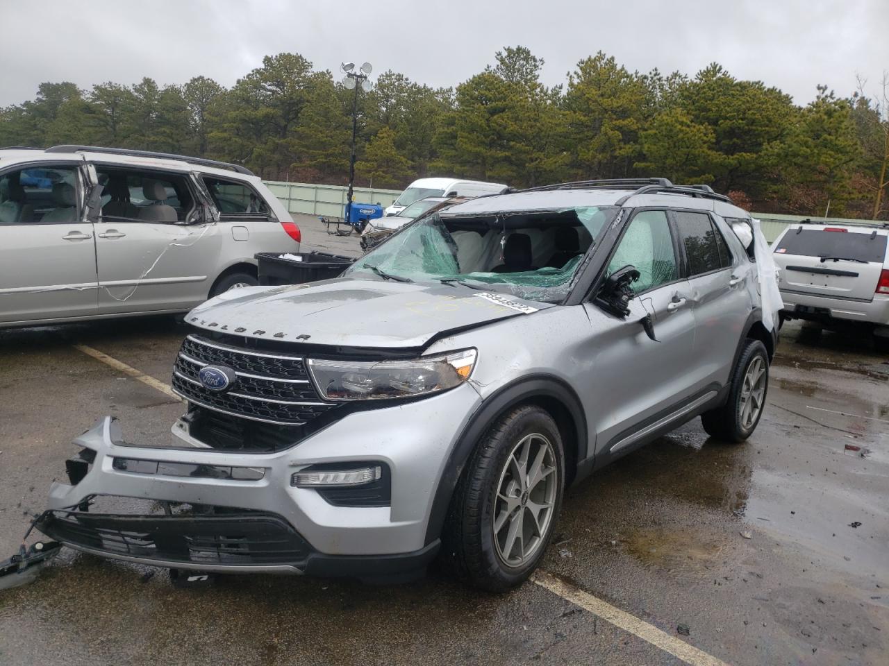 Photo 2 from auction – 2020 FORD EXPLORER X with VIN 1FMSK8DHXLGB32014