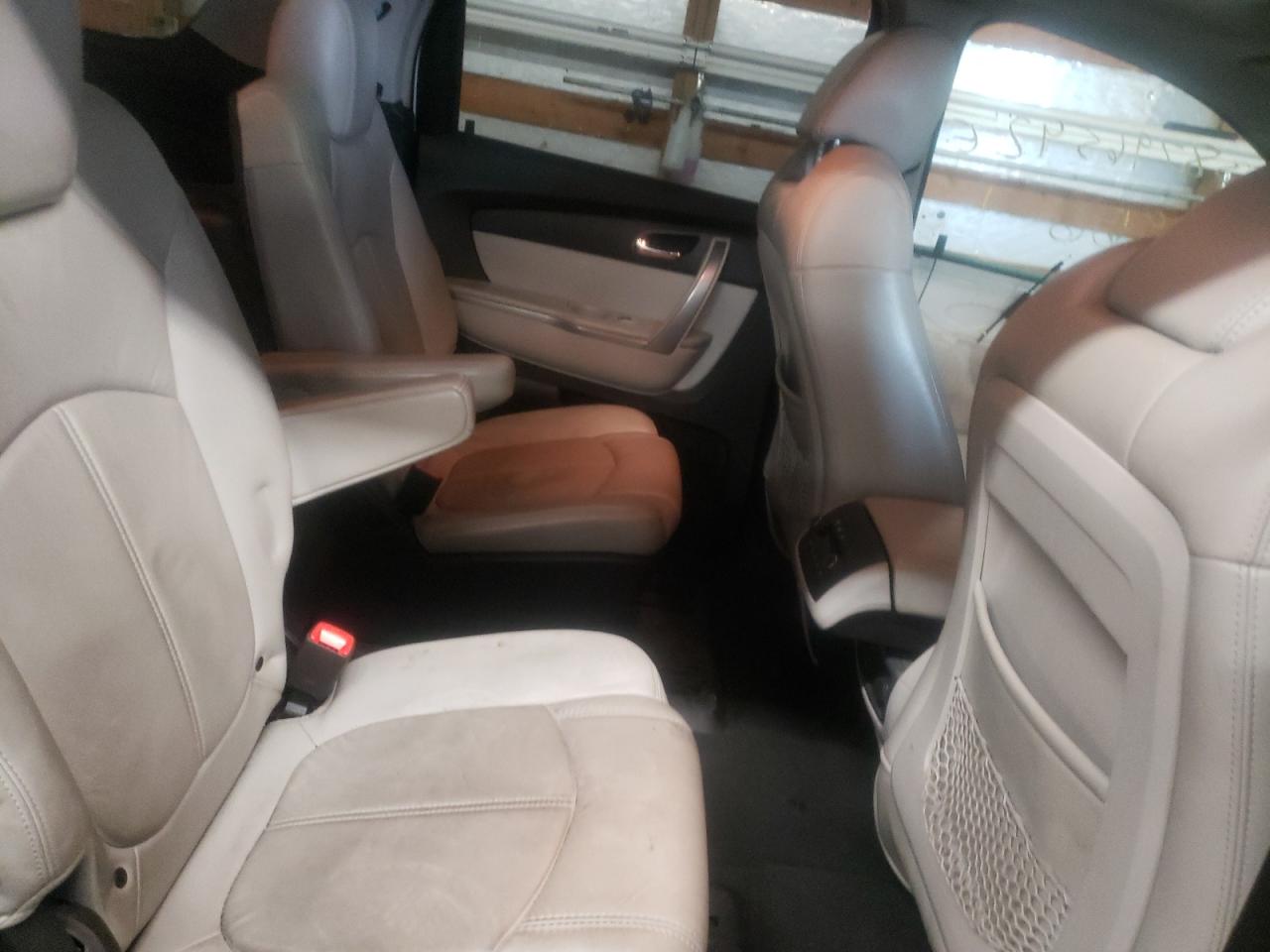 Photo 6 from auction – 2007 GMC ACADIA SLT with VIN 1GKEV33767J160359