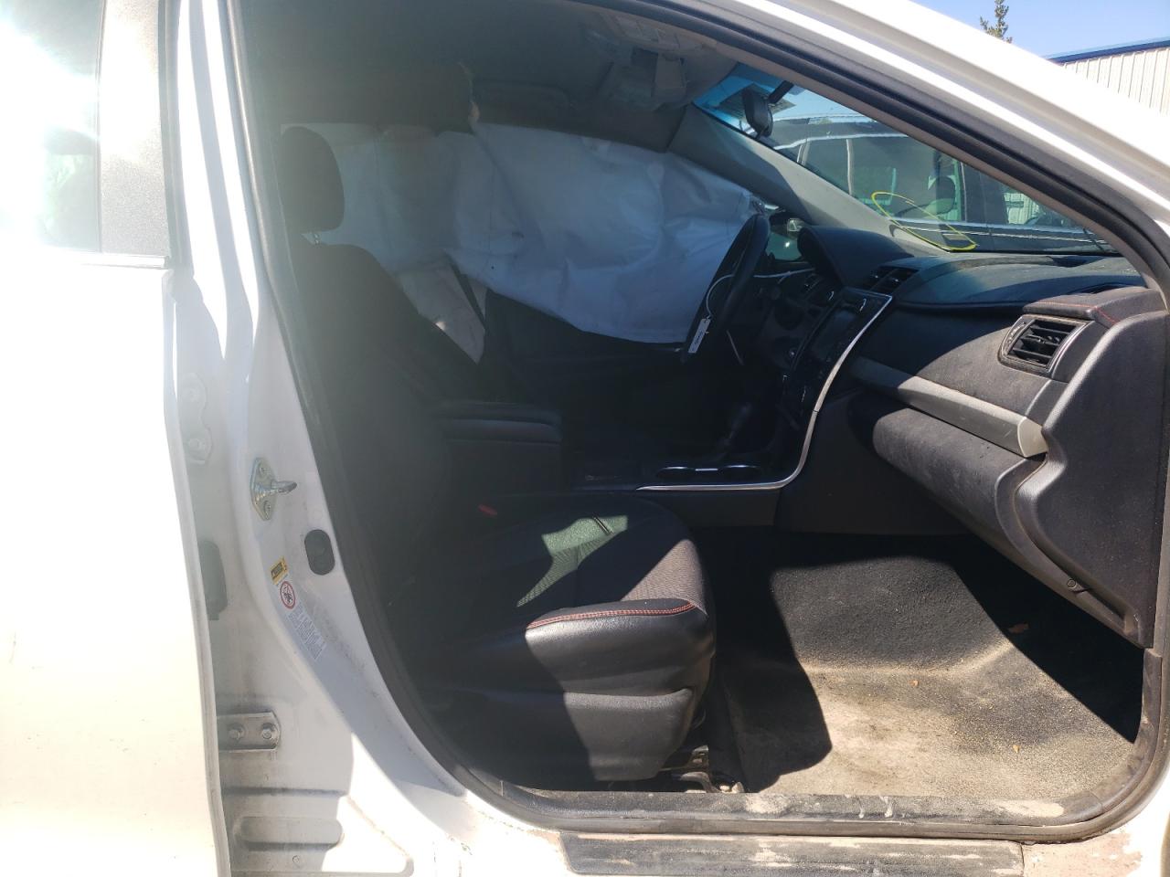 Photo 5 from auction – 2016 TOYOTA CAMRY LE with VIN 4T1BF1FKXGU146801