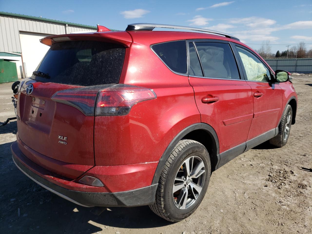 Photo 4 from auction – 2017 TOYOTA RAV4 XLE with VIN JTMRFREV3HJ162760