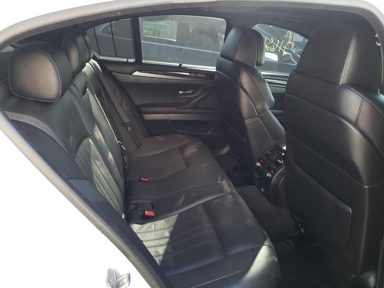 Photo 6 from auction – 2013 BMW M5 with VIN WBSFV9C5XDC773790