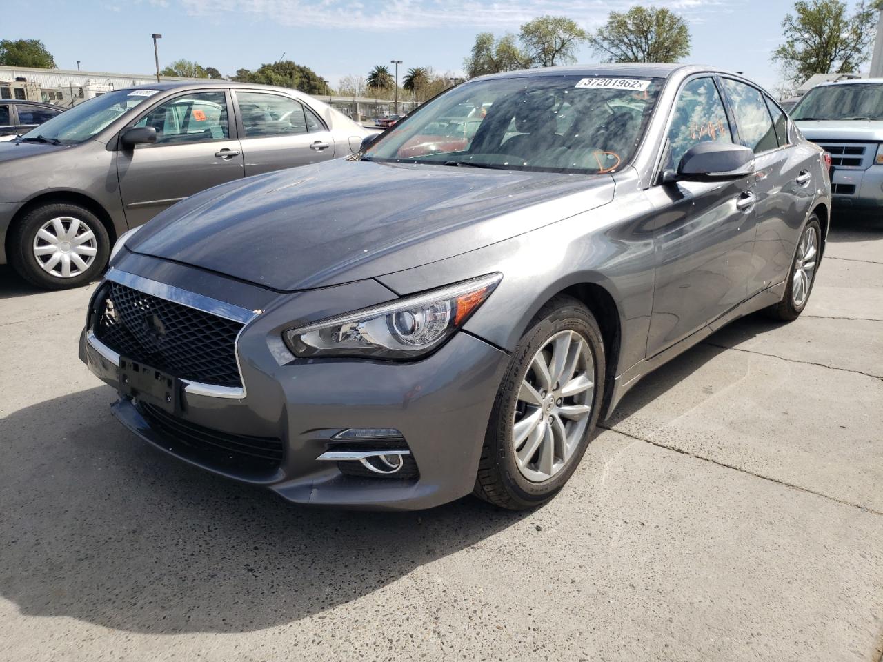 Photo 2 from auction – 2016 INFINITI Q50 PREMIU with VIN JN1EV7AP0GM306102