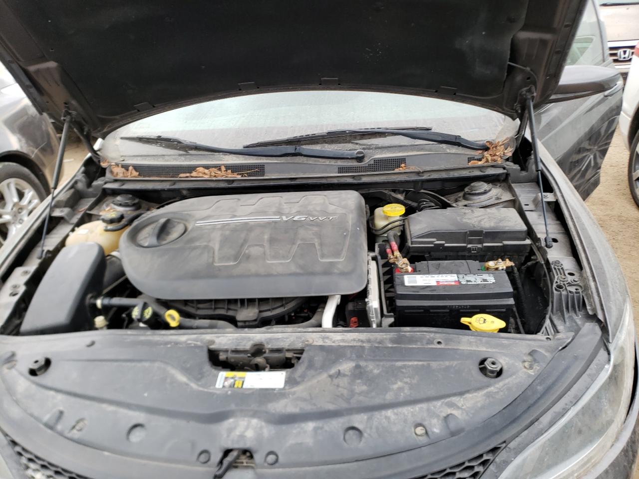 Photo 7 from auction – 2015 CHRYSLER 200 with VIN 1C3CCCBG3FN589254