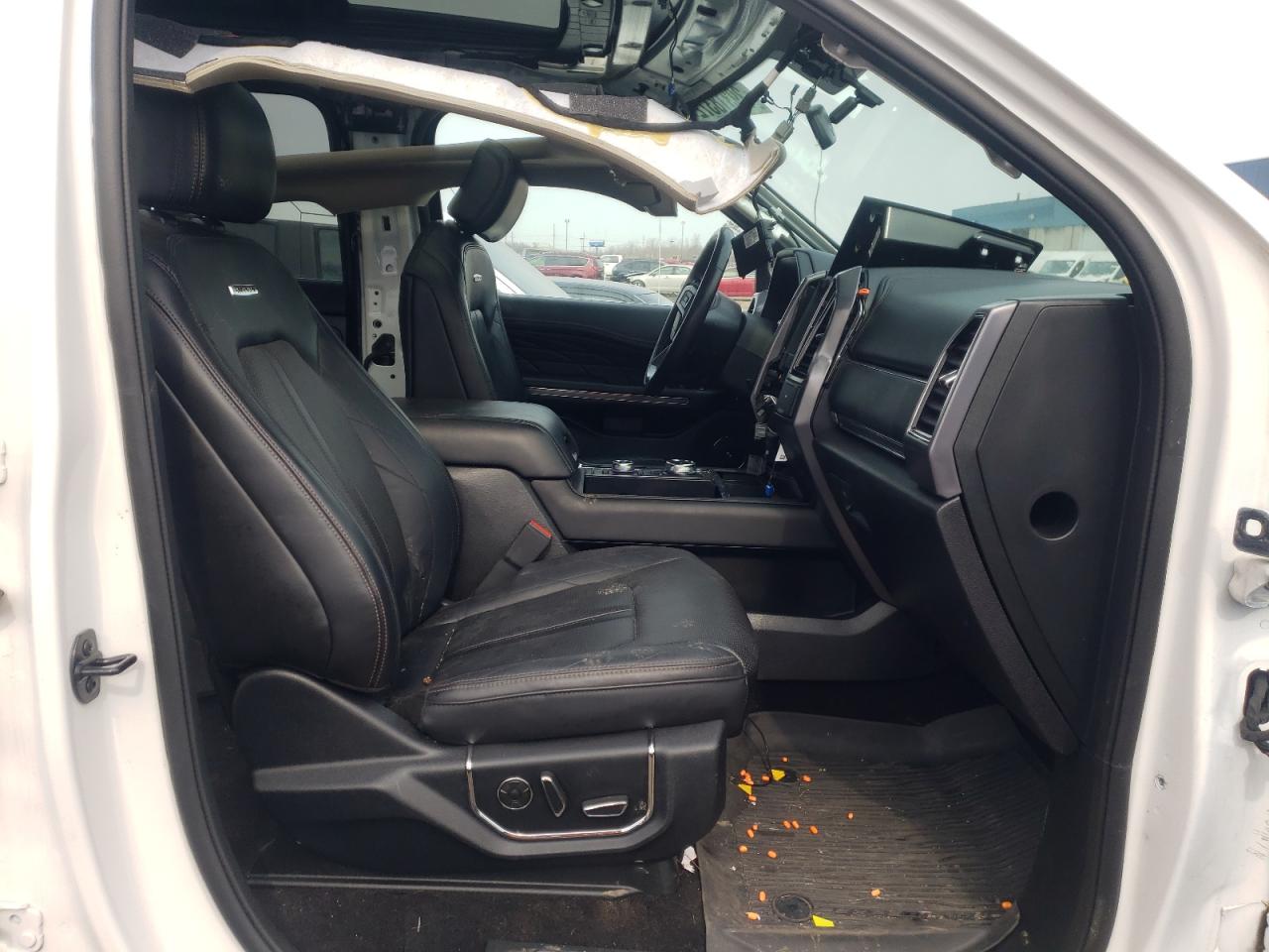 Photo 5 from auction – 2019 FORD EXPEDITION with VIN 1FMJU1MT2KEA81247