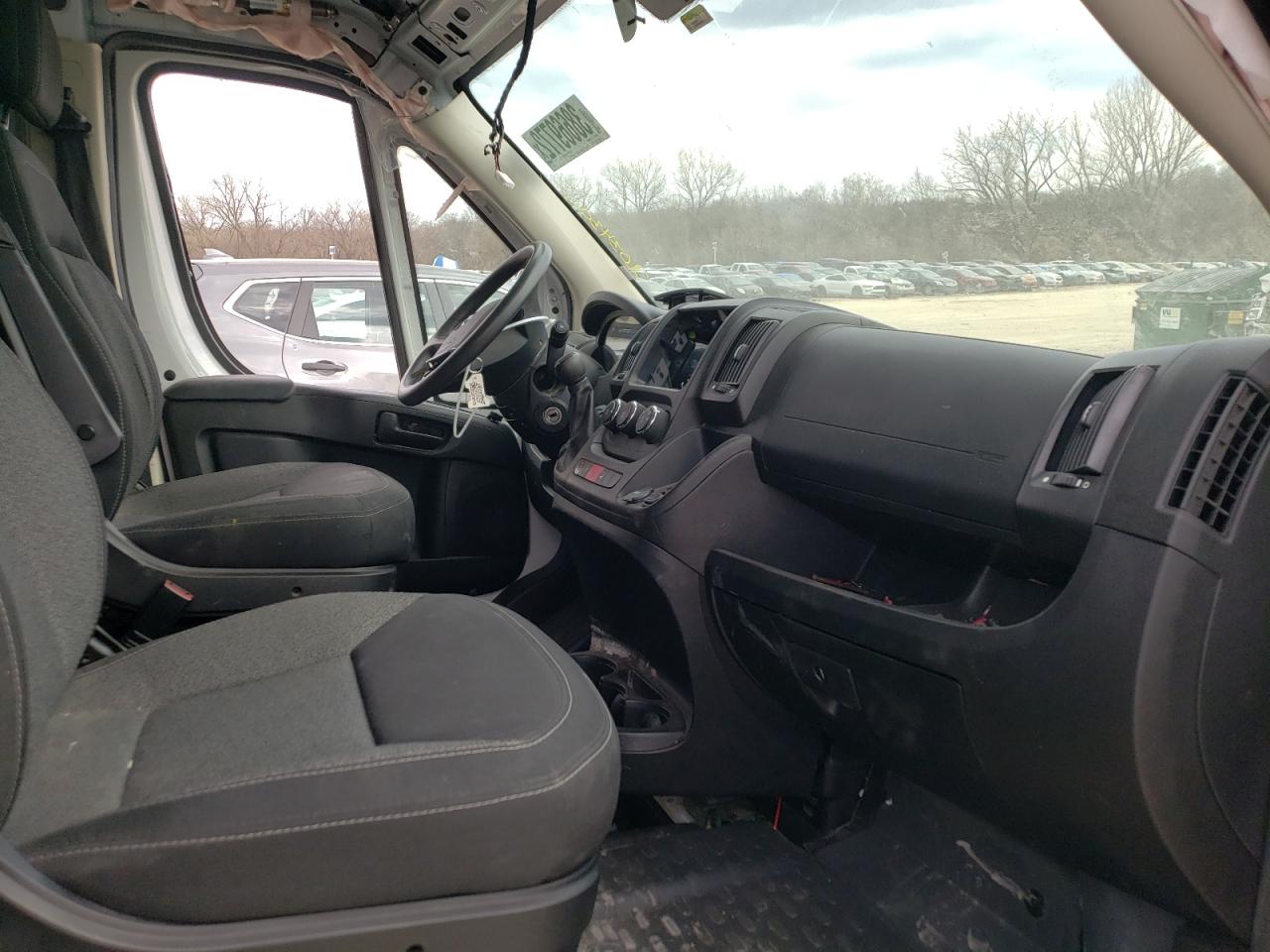 Photo 5 from auction – 2016 RAM PROMASTER with VIN 3C6URVJG6GE127148