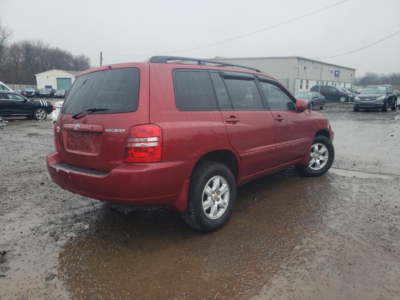 Photo 4 from auction – 2003 TOYOTA HIGHLANDER with VIN JTEGD21A130048919
