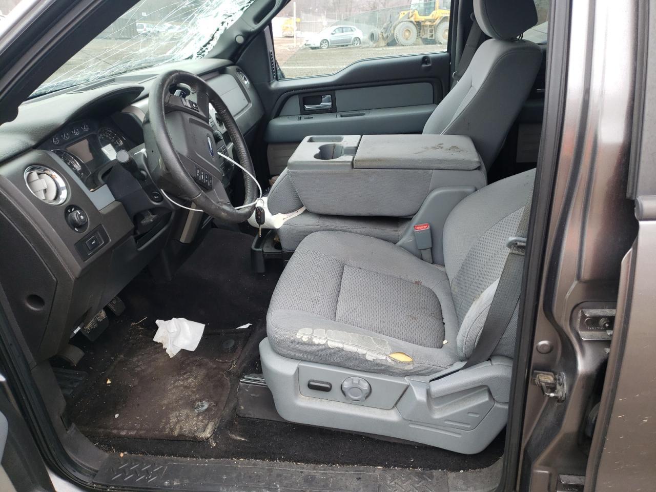 Photo 5 from auction – 2012 FORD F150 SUPER with VIN 1FTFW1ET3CFA02764