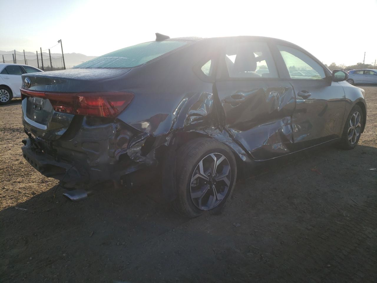 Photo 4 from auction – 2020 KIA FORTE FE with VIN 3KPF24AD6LE202348