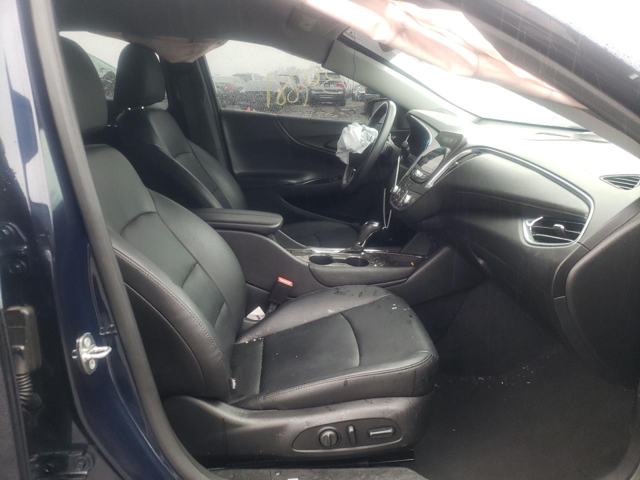 Photo 5 from auction – 2017 CHEVROLET MALIBU LT with VIN 1G1ZE5ST4HF172708
