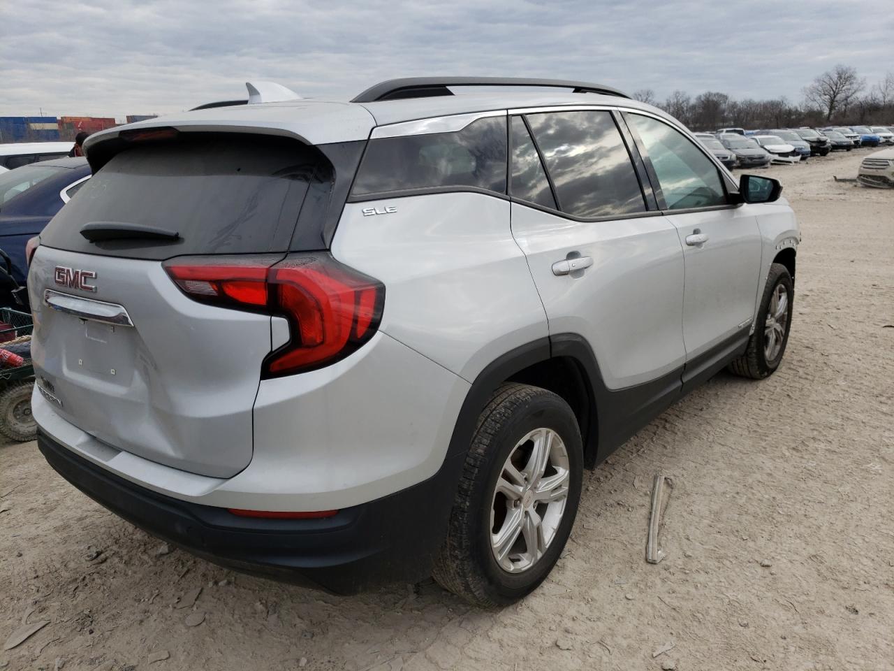 Photo 4 from auction – 2018 GMC TERRAIN SL with VIN 3GKALMEV9JL371075