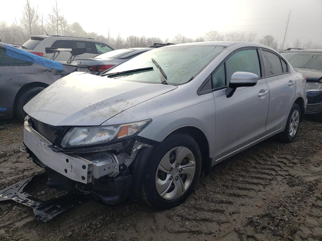 Photo 2 from auction – 2014 HONDA CIVIC LX with VIN 19XFB2F57EE074551