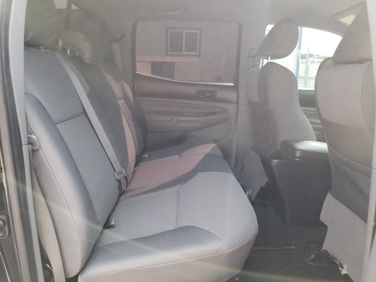 Photo 6 from auction – 2012 TOYOTA TACOMA DOU with VIN 3TMJU4GN7CM134944