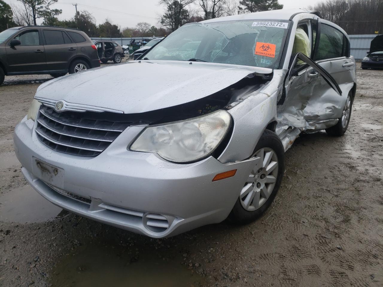 Photo 2 from auction – 2010 CHRYSLER SEBRING TO with VIN 1C3CC4FB9AN121056