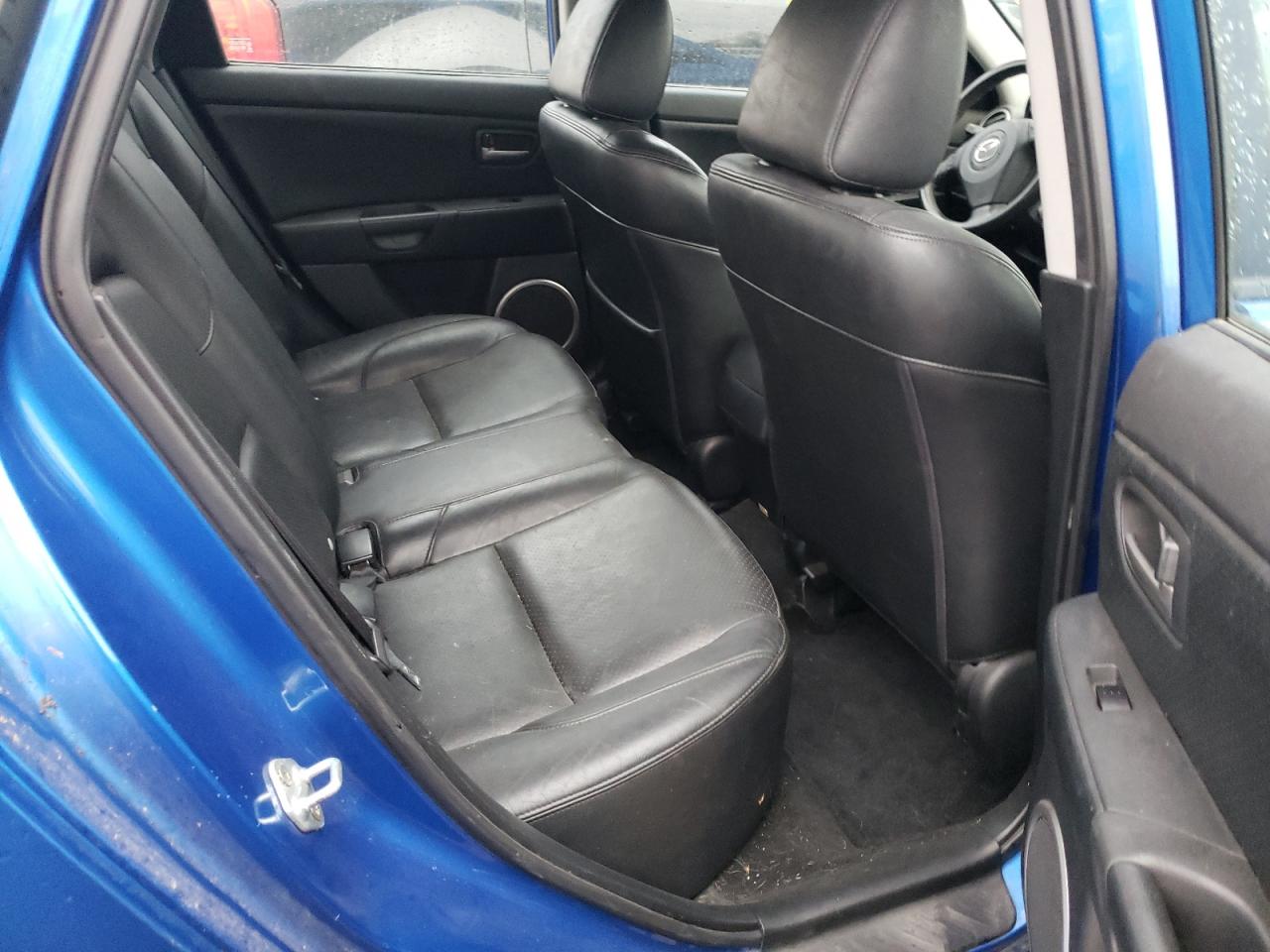 Photo 6 from auction – 2004 MAZDA 3 HATCHBAC with VIN JM1BK343541217603