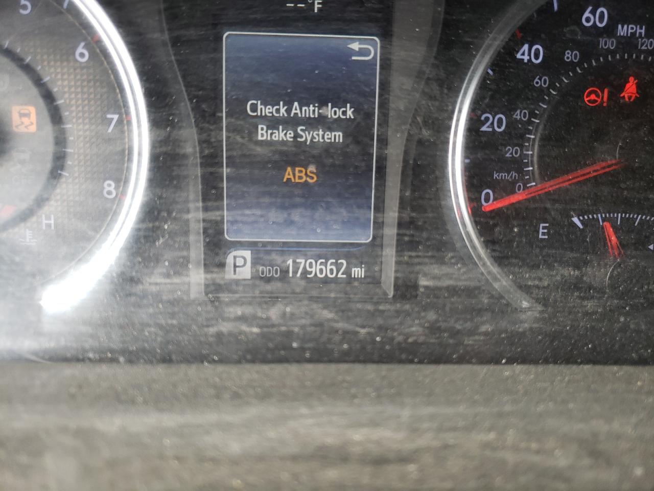 Photo 8 from auction – 2015 TOYOTA CAMRY LE with VIN 4T1BF1FK3FU005017